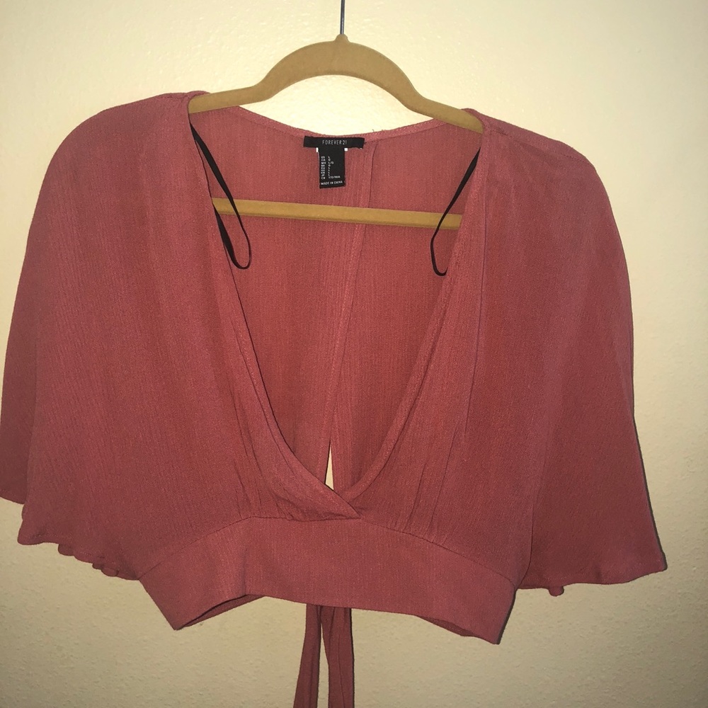 PINK CUT OUT CROP TOP